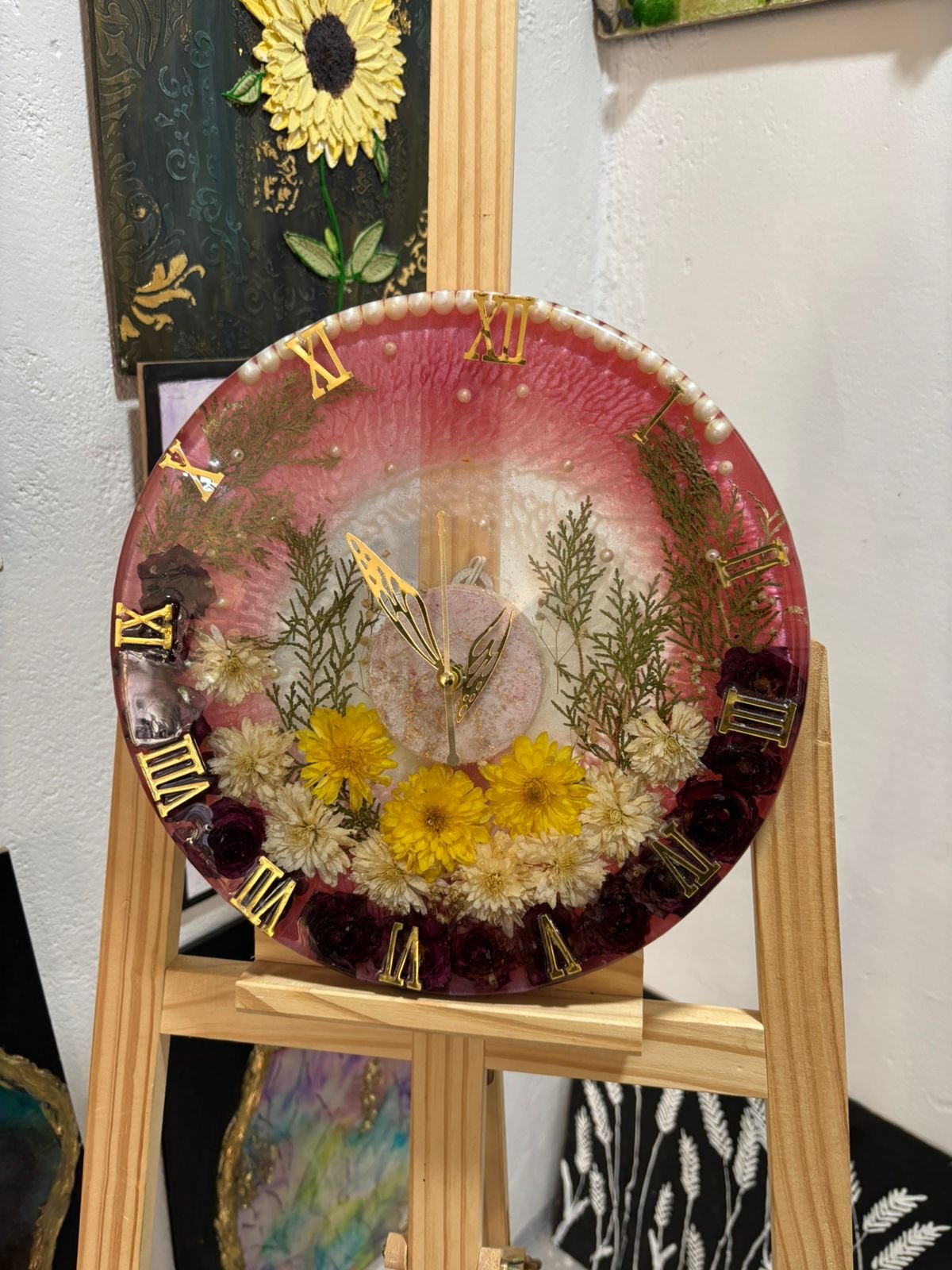 Real Dried Flower Preservation Resin Wall Clock – 12 Inch